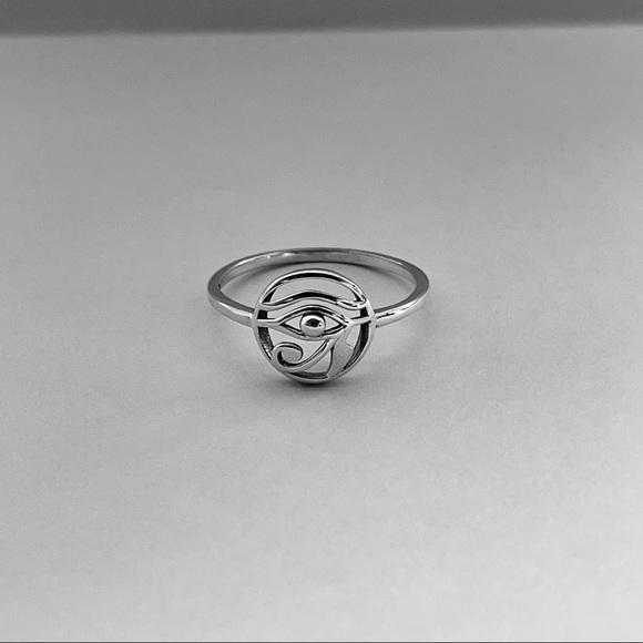 Sterling silver eye of Horus, eye of Horus ring, silver eye of Horus, Egyptian - Picture 8 of 10